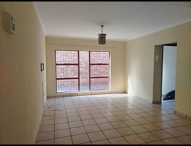 3 BEDROOM PROPERTY TO RENT IN BENDOR PARK
